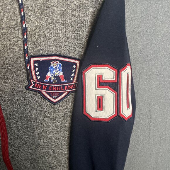 New England Patriots Throwback Jacket NFL Full Zip Hood Sz Small Pockets - Picture 2 of 10